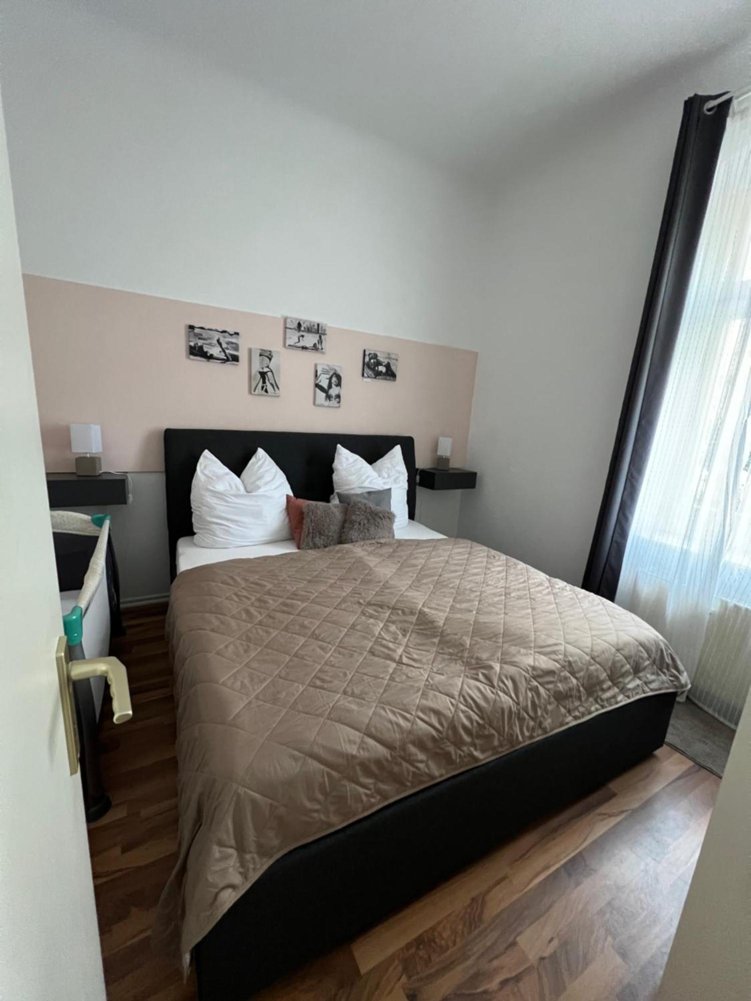 Charmante Ferienwohnung In Dresden Striesen - Frau Pie Appartement Exterior photo