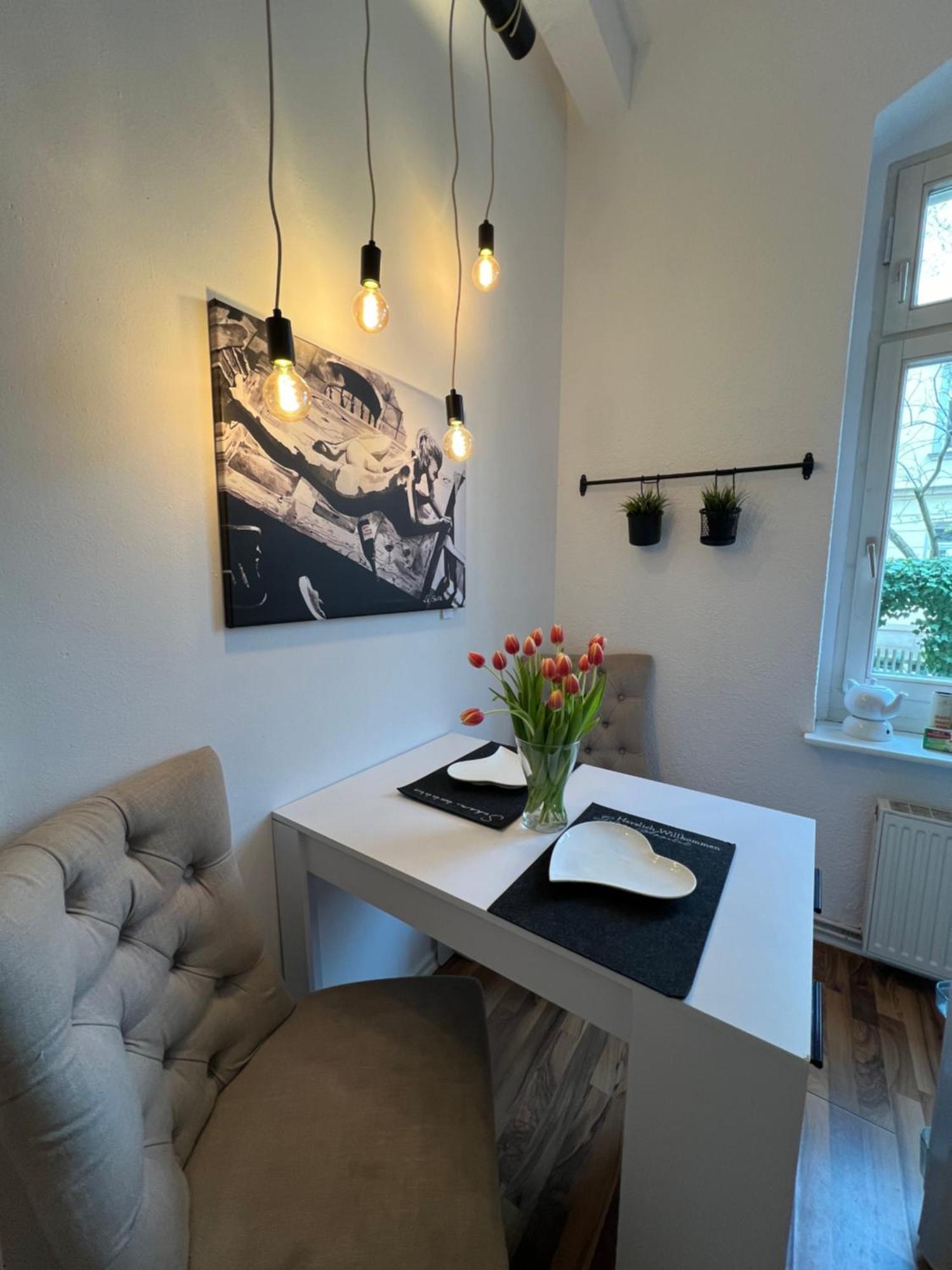 Charmante Ferienwohnung In Dresden Striesen - Frau Pie Appartement Exterior photo